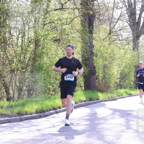 12.04.2026 - 45. Internationalen Wilhelmsburger Insellauf Yannick Fuchs http://msf.ph/oto/9483335 12.04.2026 10:24:40 Laufen 5492 meine-sportfotos.de