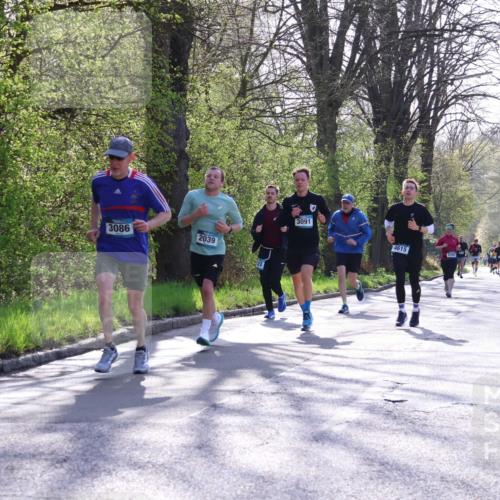 12.04.2026 - 45. Internationalen Wilhelmsburger Insellauf Yannick Fuchs http://msf.ph/oto/9483358 12.04.2026 10:32:12 Laufen 3086, 2039, 3091, 4615, 5705 meine-sportfotos.de