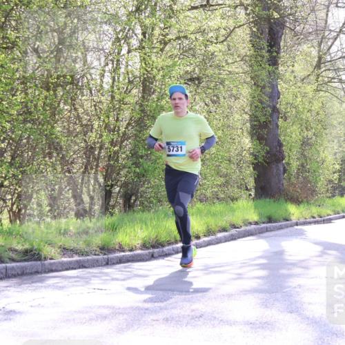 12.04.2026 - 45. Internationalen Wilhelmsburger Insellauf Yannick Fuchs http://msf.ph/oto/9483397 12.04.2026 10:24:46 Laufen 5731, 5480 meine-sportfotos.de