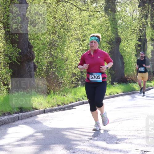 12.04.2026 - 45. Internationalen Wilhelmsburger Insellauf Yannick Fuchs http://msf.ph/oto/9483418 12.04.2026 10:32:17 Laufen 5705, 4914 meine-sportfotos.de