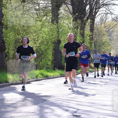 12.04.2026 - 45. Internationalen Wilhelmsburger Insellauf Yannick Fuchs http://msf.ph/oto/9483421 12.04.2026 10:24:49 Laufen 5480, 3385, 2472, 2423, 5043, 5710 meine-sportfotos.de