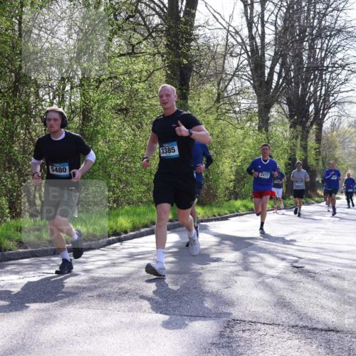12.04.2026 - 45. Internationalen Wilhelmsburger Insellauf Yannick Fuchs http://msf.ph/oto/9483456 12.04.2026 10:24:51 Laufen 3385, 5480, 2472, 2423 meine-sportfotos.de