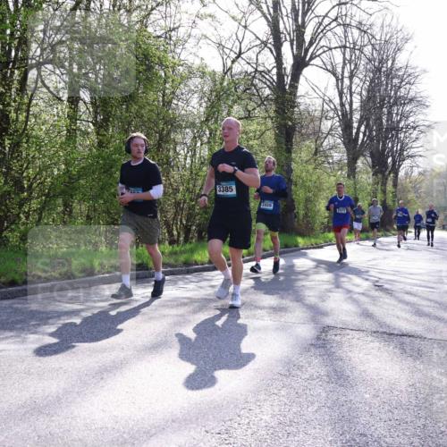 12.04.2026 - 45. Internationalen Wilhelmsburger Insellauf Yannick Fuchs http://msf.ph/oto/9483463 12.04.2026 10:24:52 Laufen 3385, 2459, 2472 meine-sportfotos.de