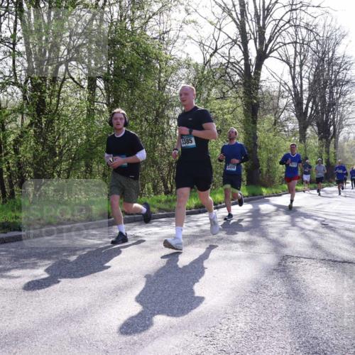 12.04.2026 - 45. Internationalen Wilhelmsburger Insellauf Yannick Fuchs http://msf.ph/oto/9483466 12.04.2026 10:24:52 Laufen 3385, 2459, 2472 meine-sportfotos.de
