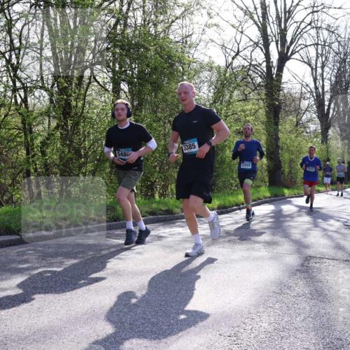 12.04.2026 - 45. Internationalen Wilhelmsburger Insellauf Yannick Fuchs http://msf.ph/oto/9483469 12.04.2026 10:24:52 Laufen 548, 3385, 2459, 2472 meine-sportfotos.de