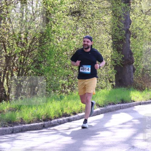 12.04.2026 - 45. Internationalen Wilhelmsburger Insellauf Yannick Fuchs http://msf.ph/oto/9483481 12.04.2026 10:32:24 Laufen 4914 meine-sportfotos.de