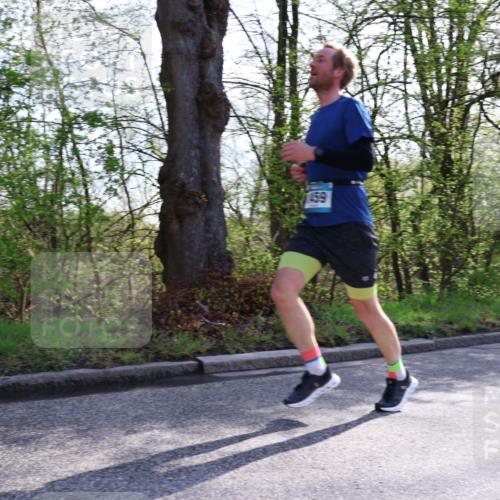 12.04.2026 - 45. Internationalen Wilhelmsburger Insellauf Yannick Fuchs http://msf.ph/oto/9483494 12.04.2026 10:24:54 Laufen 1459 meine-sportfotos.de