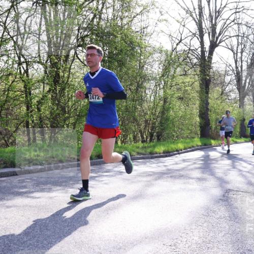 12.04.2026 - 45. Internationalen Wilhelmsburger Insellauf Yannick Fuchs http://msf.ph/oto/9483500 12.04.2026 10:24:54 Laufen 2472, 2423, 1710 meine-sportfotos.de
