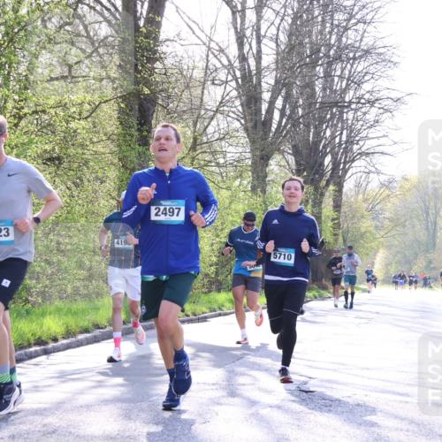 12.04.2026 - 45. Internationalen Wilhelmsburger Insellauf Yannick Fuchs http://msf.ph/oto/9483526 12.04.2026 10:24:56 Laufen 2423, 419, 2497, 5710 meine-sportfotos.de