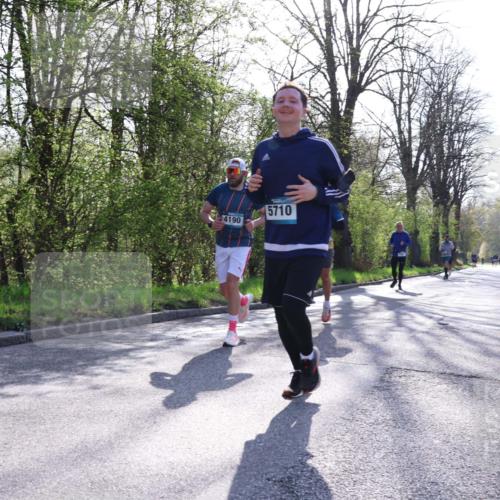 12.04.2026 - 45. Internationalen Wilhelmsburger Insellauf Yannick Fuchs http://msf.ph/oto/9483554 12.04.2026 10:24:58 Laufen 4190, 5710 meine-sportfotos.de