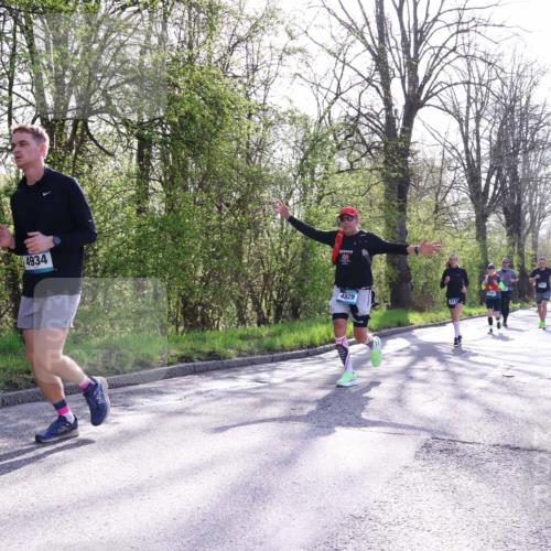 12.04.2026 - 45. Internationalen Wilhelmsburger Insellauf Yannick Fuchs http://msf.ph/oto/9483562 12.04.2026 10:32:32 Laufen 4934, 4829 meine-sportfotos.de