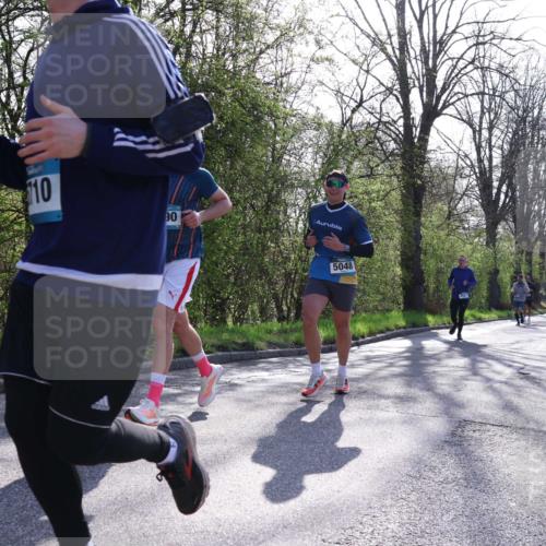 12.04.2026 - 45. Internationalen Wilhelmsburger Insellauf Yannick Fuchs http://msf.ph/oto/9483564 12.04.2026 10:24:59 Laufen 110, 00, 5048 meine-sportfotos.de