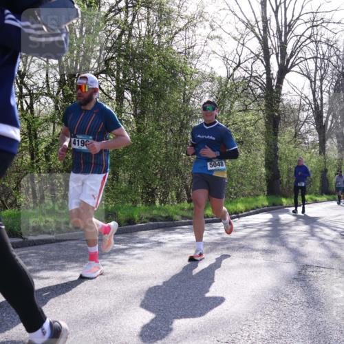 12.04.2026 - 45. Internationalen Wilhelmsburger Insellauf Yannick Fuchs http://msf.ph/oto/9483566 12.04.2026 10:24:59 Laufen 0, 4196, 5048 meine-sportfotos.de