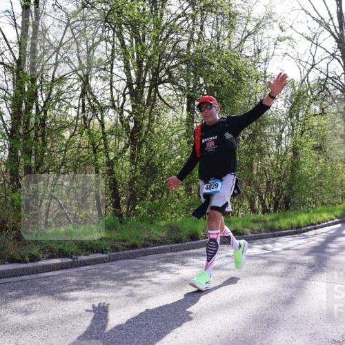 12.04.2026 - 45. Internationalen Wilhelmsburger Insellauf Yannick Fuchs http://msf.ph/oto/9483576 12.04.2026 10:32:33 Laufen 4829, 3779, 2940 meine-sportfotos.de