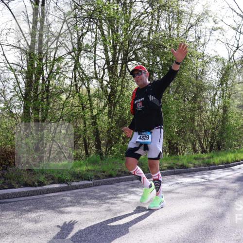 12.04.2026 - 45. Internationalen Wilhelmsburger Insellauf Yannick Fuchs http://msf.ph/oto/9483578 12.04.2026 10:32:33 Laufen 4829, 3779, 940 meine-sportfotos.de