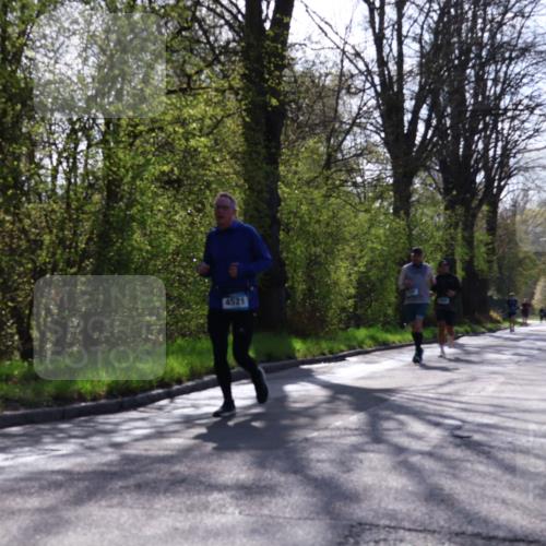 12.04.2026 - 45. Internationalen Wilhelmsburger Insellauf Yannick Fuchs http://msf.ph/oto/9483588 12.04.2026 10:25:01 Laufen 4521 meine-sportfotos.de