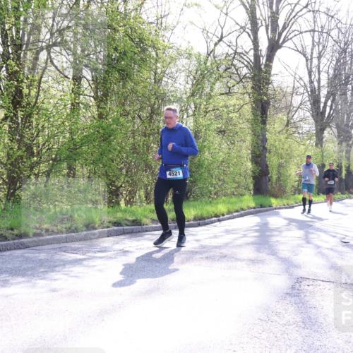 12.04.2026 - 45. Internationalen Wilhelmsburger Insellauf Yannick Fuchs http://msf.ph/oto/9483603 12.04.2026 10:25:02 Laufen 4521 meine-sportfotos.de