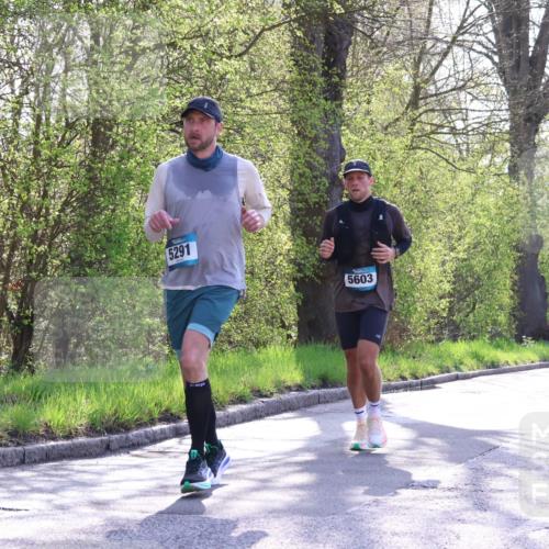 12.04.2026 - 45. Internationalen Wilhelmsburger Insellauf Yannick Fuchs http://msf.ph/oto/9483624 12.04.2026 10:25:04 Laufen 5291, 5603 meine-sportfotos.de