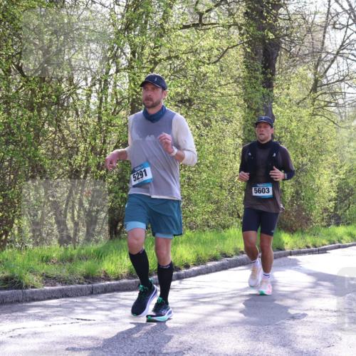 12.04.2026 - 45. Internationalen Wilhelmsburger Insellauf Yannick Fuchs http://msf.ph/oto/9483629 12.04.2026 10:25:05 Laufen 5291, 5603 meine-sportfotos.de