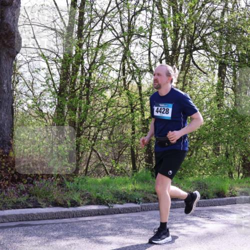 12.04.2026 - 45. Internationalen Wilhelmsburger Insellauf Yannick Fuchs http://msf.ph/oto/9483671 12.04.2026 10:32:43 Laufen 4428 meine-sportfotos.de