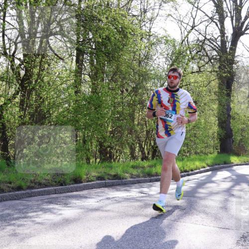 12.04.2026 - 45. Internationalen Wilhelmsburger Insellauf Yannick Fuchs http://msf.ph/oto/9483691 12.04.2026 10:32:45 Laufen 062 meine-sportfotos.de