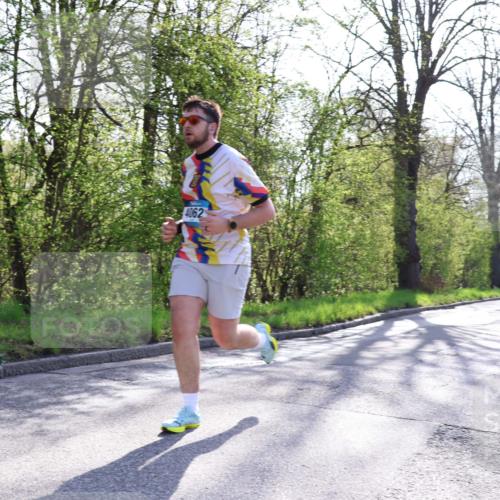 12.04.2026 - 45. Internationalen Wilhelmsburger Insellauf Yannick Fuchs http://msf.ph/oto/9483699 12.04.2026 10:32:45 Laufen 4062 meine-sportfotos.de