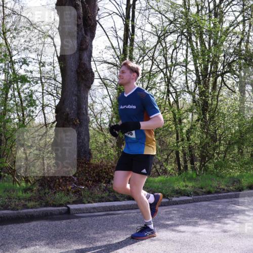 12.04.2026 - 45. Internationalen Wilhelmsburger Insellauf Yannick Fuchs http://msf.ph/oto/9483703 12.04.2026 10:25:17 Laufen 06 meine-sportfotos.de