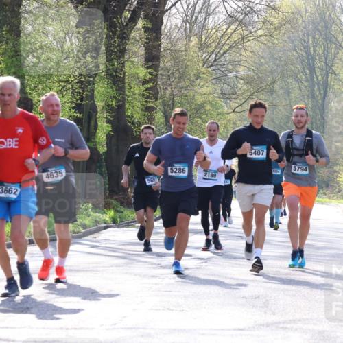12.04.2026 - 45. Internationalen Wilhelmsburger Insellauf Yannick Fuchs http://msf.ph/oto/9483706 12.04.2026 10:32:46 Laufen 3662, 4635, 5286, 2189, 5697, 333, 5407, 3334, 5794 meine-sportfotos.de
