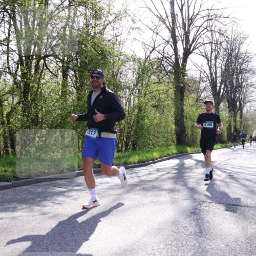 12.04.2026 - 45. Internationalen Wilhelmsburger Insellauf Yannick Fuchs http://msf.ph/oto/9483718 12.04.2026 10:25:20 Laufen 2917, 4196 meine-sportfotos.de