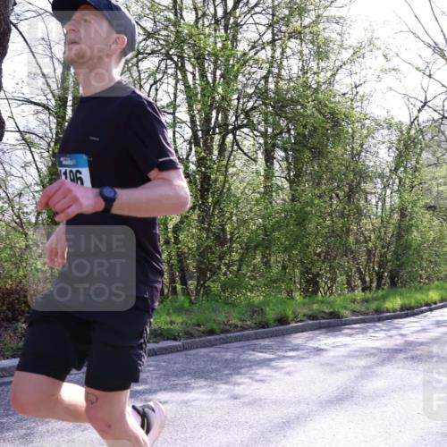 12.04.2026 - 45. Internationalen Wilhelmsburger Insellauf Yannick Fuchs http://msf.ph/oto/9483731 12.04.2026 10:25:21 Laufen  meine-sportfotos.de