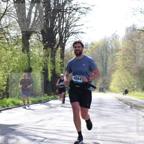 12.04.2026 - 45. Internationalen Wilhelmsburger Insellauf Yannick Fuchs http://msf.ph/oto/9483738 12.04.2026 10:25:26 Laufen 5042, 4884 meine-sportfotos.de