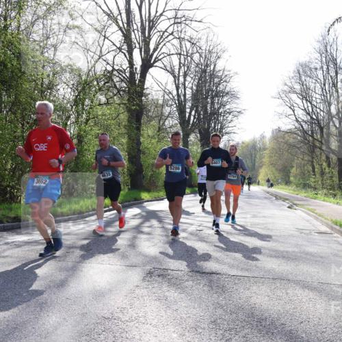 12.04.2026 - 45. Internationalen Wilhelmsburger Insellauf Yannick Fuchs http://msf.ph/oto/9483763 12.04.2026 10:32:50 Laufen 5286, 4635, 3662, 5407, 5794 meine-sportfotos.de