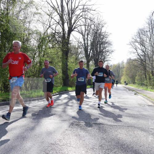 12.04.2026 - 45. Internationalen Wilhelmsburger Insellauf Yannick Fuchs http://msf.ph/oto/9483765 12.04.2026 10:32:50 Laufen 3662, 4635, 5286, 5407, 5794 meine-sportfotos.de