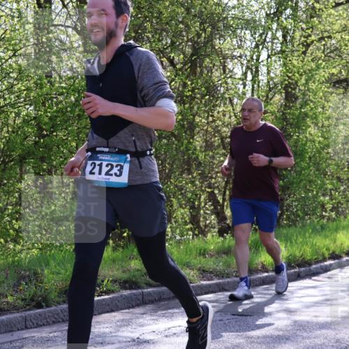 12.04.2026 - 45. Internationalen Wilhelmsburger Insellauf Yannick Fuchs http://msf.ph/oto/9483814 12.04.2026 10:25:35 Laufen 2123 meine-sportfotos.de