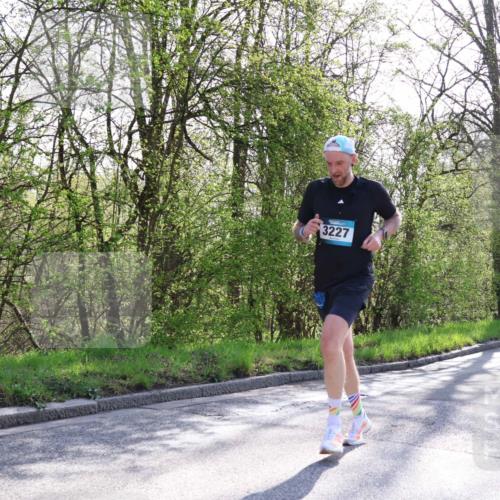 12.04.2026 - 45. Internationalen Wilhelmsburger Insellauf Yannick Fuchs http://msf.ph/oto/9483847 12.04.2026 10:32:58 Laufen 3227, 4333, 3334 meine-sportfotos.de