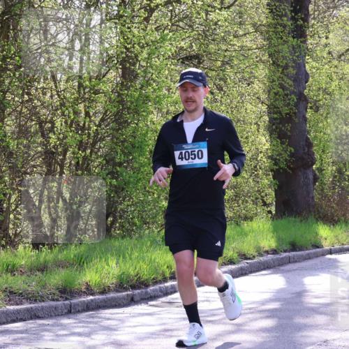 12.04.2026 - 45. Internationalen Wilhelmsburger Insellauf Yannick Fuchs http://msf.ph/oto/9483852 12.04.2026 10:25:39 Laufen 4050 meine-sportfotos.de