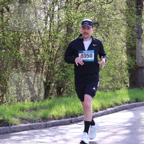 12.04.2026 - 45. Internationalen Wilhelmsburger Insellauf Yannick Fuchs http://msf.ph/oto/9483854 12.04.2026 10:25:39 Laufen 4050 meine-sportfotos.de