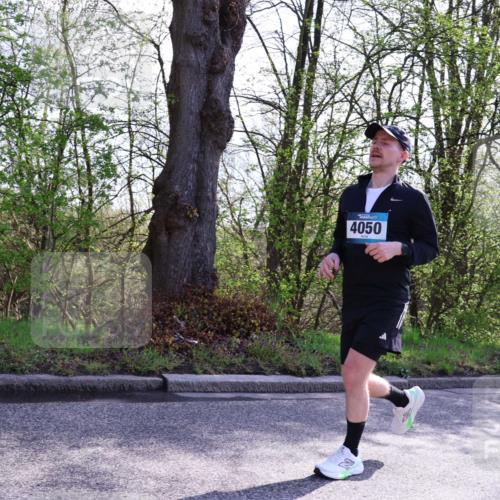 12.04.2026 - 45. Internationalen Wilhelmsburger Insellauf Yannick Fuchs http://msf.ph/oto/9483877 12.04.2026 10:25:40 Laufen 4050 meine-sportfotos.de