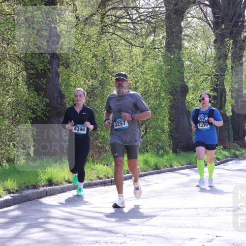 12.04.2026 - 45. Internationalen Wilhelmsburger Insellauf Yannick Fuchs http://msf.ph/oto/9483882 12.04.2026 10:45:47 Laufen 4396, 3257, 4339, 4352, 4215 meine-sportfotos.de