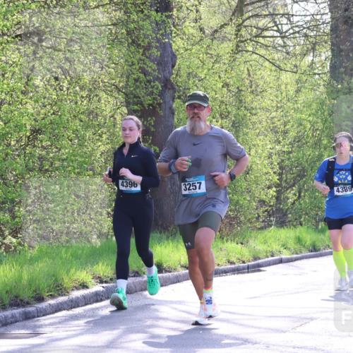 12.04.2026 - 45. Internationalen Wilhelmsburger Insellauf Yannick Fuchs http://msf.ph/oto/9483893 12.04.2026 10:45:48 Laufen 4396, 3257, 4389 meine-sportfotos.de