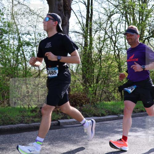 12.04.2026 - 45. Internationalen Wilhelmsburger Insellauf Yannick Fuchs http://msf.ph/oto/9483900 12.04.2026 10:25:45 Laufen 3485 meine-sportfotos.de