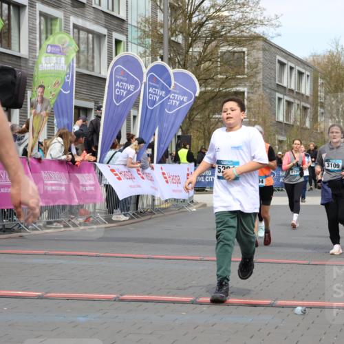 12.04.2026 - 45. Internationalen Wilhelmsburger Insellauf Strokosch-Dieckow http://msf.ph/oto/9483905 12.04.2026 13:22:20 Ziel 3251, 5201, 3109, 4404, 4362, 2473, 2552 meine-sportfotos.de