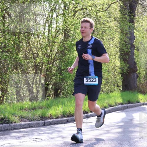 12.04.2026 - 45. Internationalen Wilhelmsburger Insellauf Yannick Fuchs http://msf.ph/oto/9483928 12.04.2026 10:25:52 Laufen 5523, 3629 meine-sportfotos.de