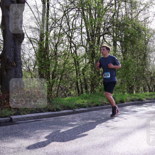 12.04.2026 - 45. Internationalen Wilhelmsburger Insellauf Yannick Fuchs http://msf.ph/oto/9483967 12.04.2026 10:25:56 Laufen 3629 meine-sportfotos.de