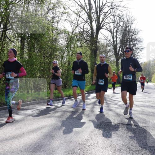 12.04.2026 - 45. Internationalen Wilhelmsburger Insellauf Yannick Fuchs http://msf.ph/oto/9483969 12.04.2026 10:33:04 Laufen 2102, 281, 2104, 2656 meine-sportfotos.de