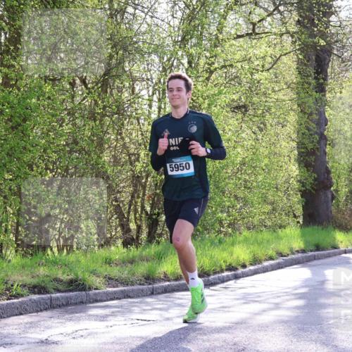 12.04.2026 - 45. Internationalen Wilhelmsburger Insellauf Yannick Fuchs http://msf.ph/oto/9483989 12.04.2026 10:25:58 Laufen 006, 5950, 2192, 4439 meine-sportfotos.de