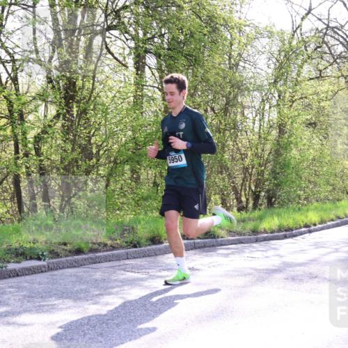 12.04.2026 - 45. Internationalen Wilhelmsburger Insellauf Yannick Fuchs http://msf.ph/oto/9483998 12.04.2026 10:25:59 Laufen 5950, 4439 meine-sportfotos.de