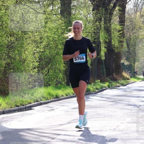 12.04.2026 - 45. Internationalen Wilhelmsburger Insellauf Yannick Fuchs http://msf.ph/oto/9484026 12.04.2026 10:33:12 Laufen 5766, 3747, 490 meine-sportfotos.de