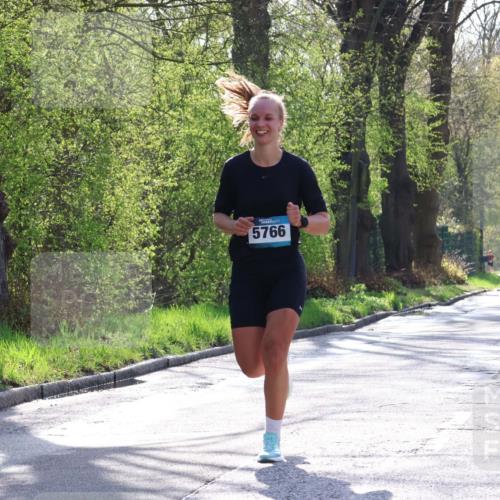12.04.2026 - 45. Internationalen Wilhelmsburger Insellauf Yannick Fuchs http://msf.ph/oto/9484028 12.04.2026 10:33:13 Laufen 5766, 3747 meine-sportfotos.de