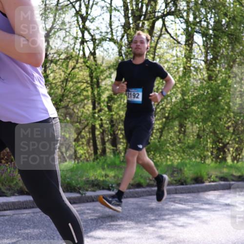 12.04.2026 - 45. Internationalen Wilhelmsburger Insellauf Yannick Fuchs http://msf.ph/oto/9484036 12.04.2026 10:26:02 Laufen 4439, 2192 meine-sportfotos.de